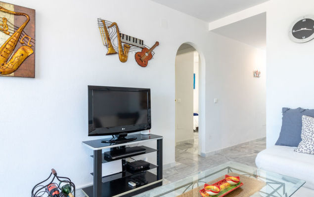 Angel Blanco - Photo 8