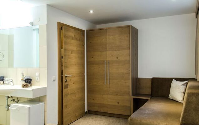 Top 6 (Panorama) - Photo 13