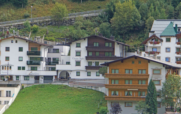 Top 6 (Panorama) - Photo 18