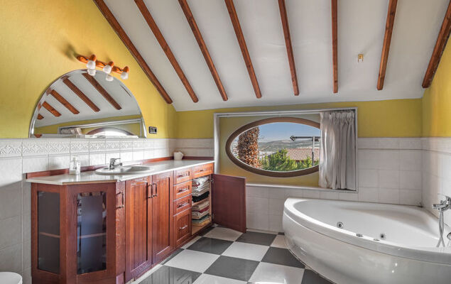 El Balcon - Photo 25